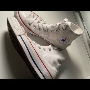 Women’s Chuck Taylor All Star Converse in White